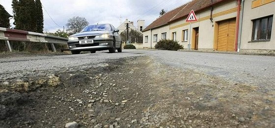 Dravé silnice na jiní Morav nií idim auta (ilustraní snímek).