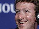 Zakladatel Facebooku Mark Zuckerberg na summitu G8
