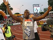 Usain Bolt po dobhu zvodu na 100 metr.