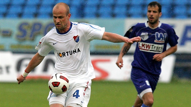 Mí� krotí ostravský Martin Luke�. 