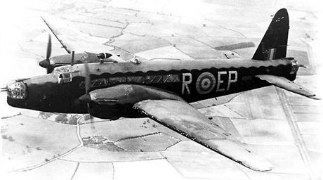 Bombardovací letoun Wellington ze 104. squadrony RAF