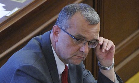 Miroslav Kalousek pi jednání Snmovny, kde poslanci jednali o zvýení DPH.