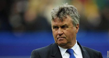 Nizozemský trenér Guus Hiddink by se ml vrátit do Chelsea.