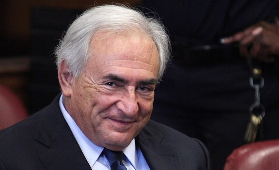 Dominique Strauss-Kahn u newyorského soudu (6. ervna 2011)