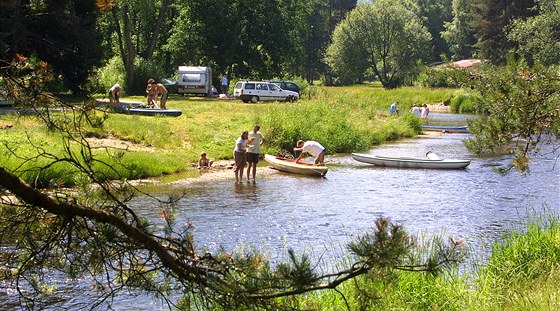 Vodáci Na Horní Vltav u Soumarského Mostu