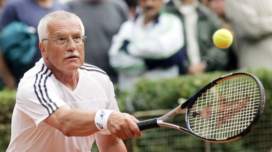 Václav Klaus je známý svým zapálením pro tenis. Snímek je z Mezinárodního...