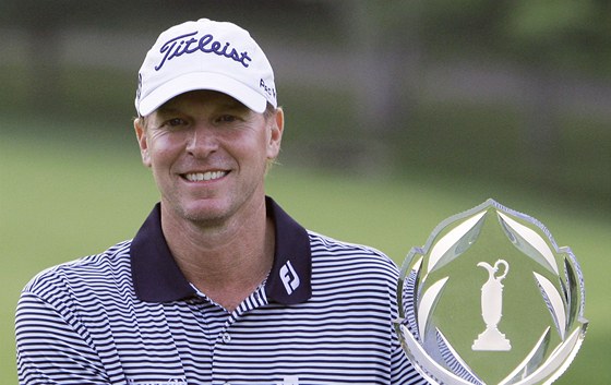 Steve Stricker po vítzství na turnaji Memorial