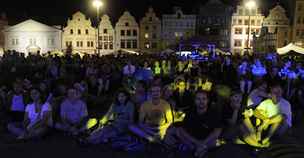 Plzeský festival Na ulici nabízí kadý rok o prázdninách tisícm lidí v centru msta kulturu pod irým nebem 
