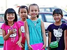 Vietnamské dívky narozené v R... 
