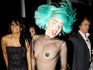 Lady Gaga taní na party po pedávání modních cen CFDA v New Yorku.