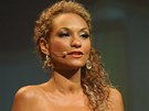 Lejla Abbasová moderovala o berlích - Finále soute o nej parfém roku 2011
