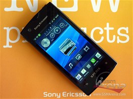 Sony Ericsson ST18i Urushi