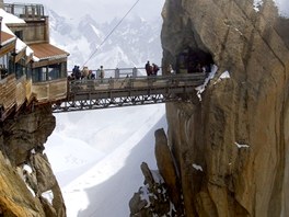 Mostek na Aiguille du Midi ve Francii