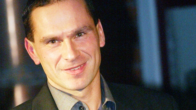 Fotbalista Radek Slon�ík