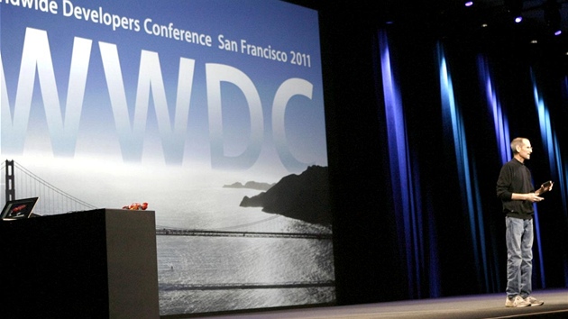 Steve Jobs na konferenci WWDC 2011