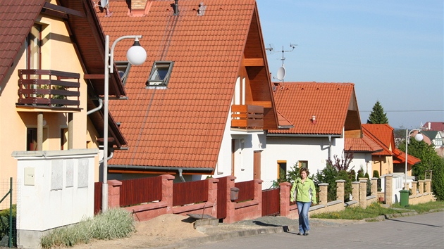 Nové domky v Kvasinách na Rychnovsku. 