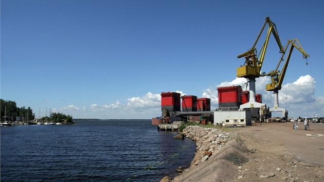 Ploina v Barentsov moi, která je souástí projektu na naleziti tokmanovo pole