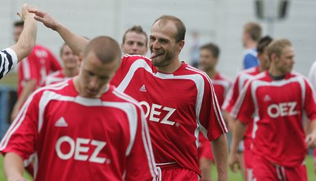 Fotbalisté Letohradu se radují z postupu do tetí ligy.