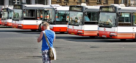 Autobusová linka 180 by mla výrazn zkrátit cestování z Prahy 6 na sever metropole. Ilustraní snímek