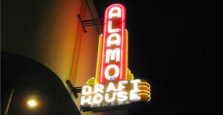 Incident se stal v kin Alamo Drafthouse v americkém Austinu. (Ilustraní snímek)