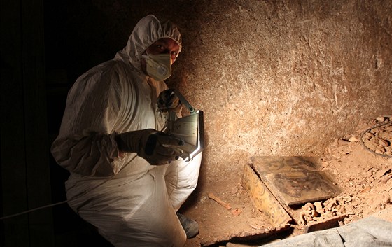 V kostnici pod kostelem svatého Jakuba v Brně objevili dvě renesanční rakve