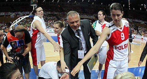 Polské basketbalisty vzpomínaly na svou zesnulou kolegyni.