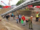 Vstup do provozního tunelu na staveniti nové trasy metra A na Vypichu (18. ervna 2011).