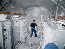 Kosmonaut Gidenko v modulu Leonardo ISS