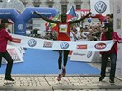 Vítz Olomouckého plmaratonu Stephen Kibet z Keni.