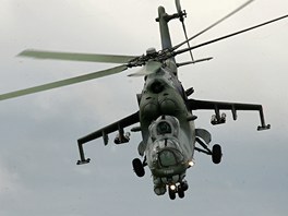 Vrtulnk MI-24. Memorial Air Show 2011 v Roudnici nad Labem.