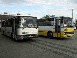 Nhradn autobusy ekaj ped pardubickm ndram (16. ervna 2011)