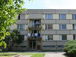 Panelový dům na místě mezi Havlíčkovým a Smetanovým náměstím v Havlíčkově Brodě