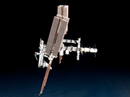 Raketopln Endeavour pipojen k ISS