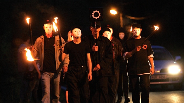 Procesí �ádu ozubeného kola v Krupce 17. �ervna 2011.