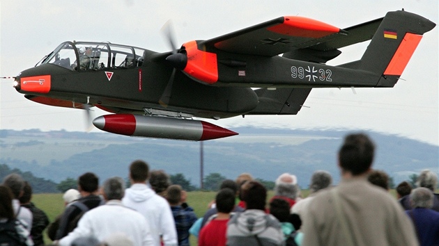 Bronco, Memorial Air Show 2011 v Roudnici nad Labem.
