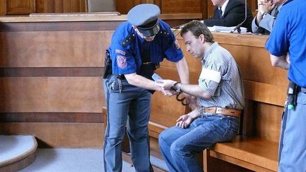 Petr Zelenka u soudu (11. �ervna 2008)