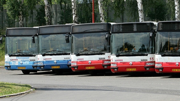 Vozovna autobus ústecké MHD v Pedlicích