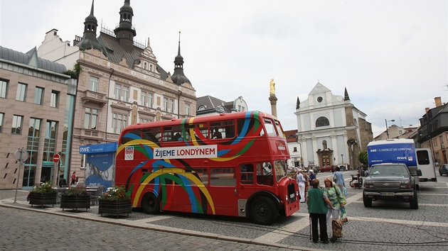 Do Turnova zavítal autobus propagující londýnskou olympiádu.