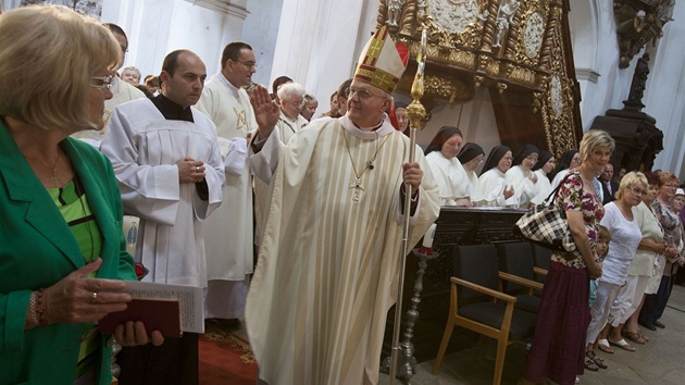 Pou v Doksanech pi píleitosti 800 let od narození svaté Aneky. Litomický biskup Jan Baxant.