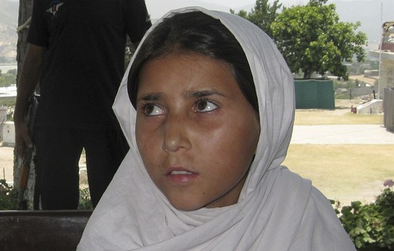 Sohana Davídová, kterou unesli teroristé a oblékli do vesty s devíti kily výbunin. (20. ervna 2011)