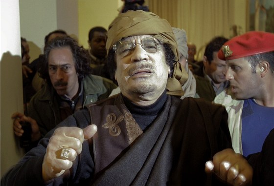 Libyjský vůdce Muammar Kaddáfí snímku z března 2011