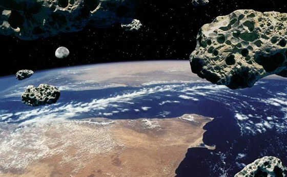 Malý asteroid proletí tsn kolem Zem v pondlí odpoledne. Nebezpený není