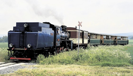 Na osoblažské úzkokolejce uvidíte i modrou lokomotivu s označením U57.001
