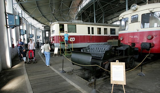 Expozice železničního depozitáře Národního technického muzea v Chomutově