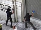 Demonstrace proti úsporným opatením v Aténách (28. ervna 2011)