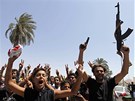 Libyjci slaví vydání mezinárodního zatykae na Kaddáfího (28. ervna 2011)