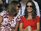 PRINCEZNA SESTRA. tvrtfinále Wimbledonu v hledit sledovala také Pippa...
