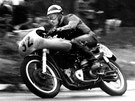 Antonín Vitvar na motocyklu Norton
