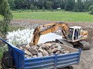 Rekonstrukce rybníku Cihlá v Havlíkov Brod.