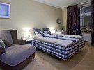 Luxusní postel Hästens si Boukovi pochvalují. 